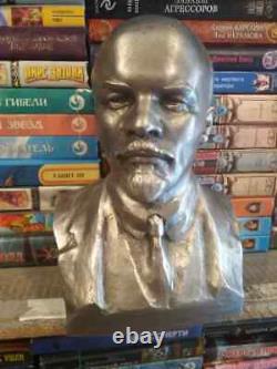 ORIGINAL Soviet Russian Communist lider LENIN bust statue. Made in USSR